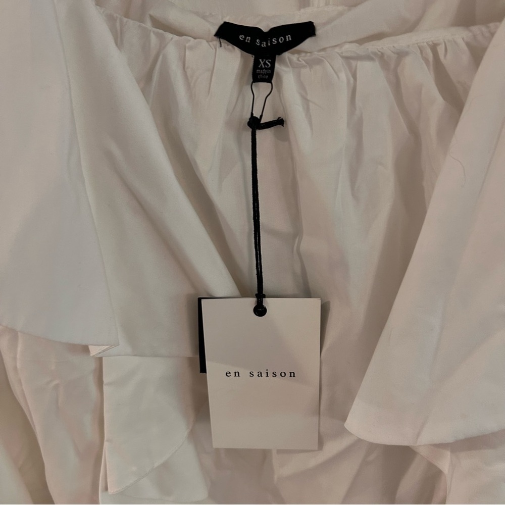 En Saison White exaggerated Ruffled  toe back puff sleeve Blouse - Picture 4 of 5